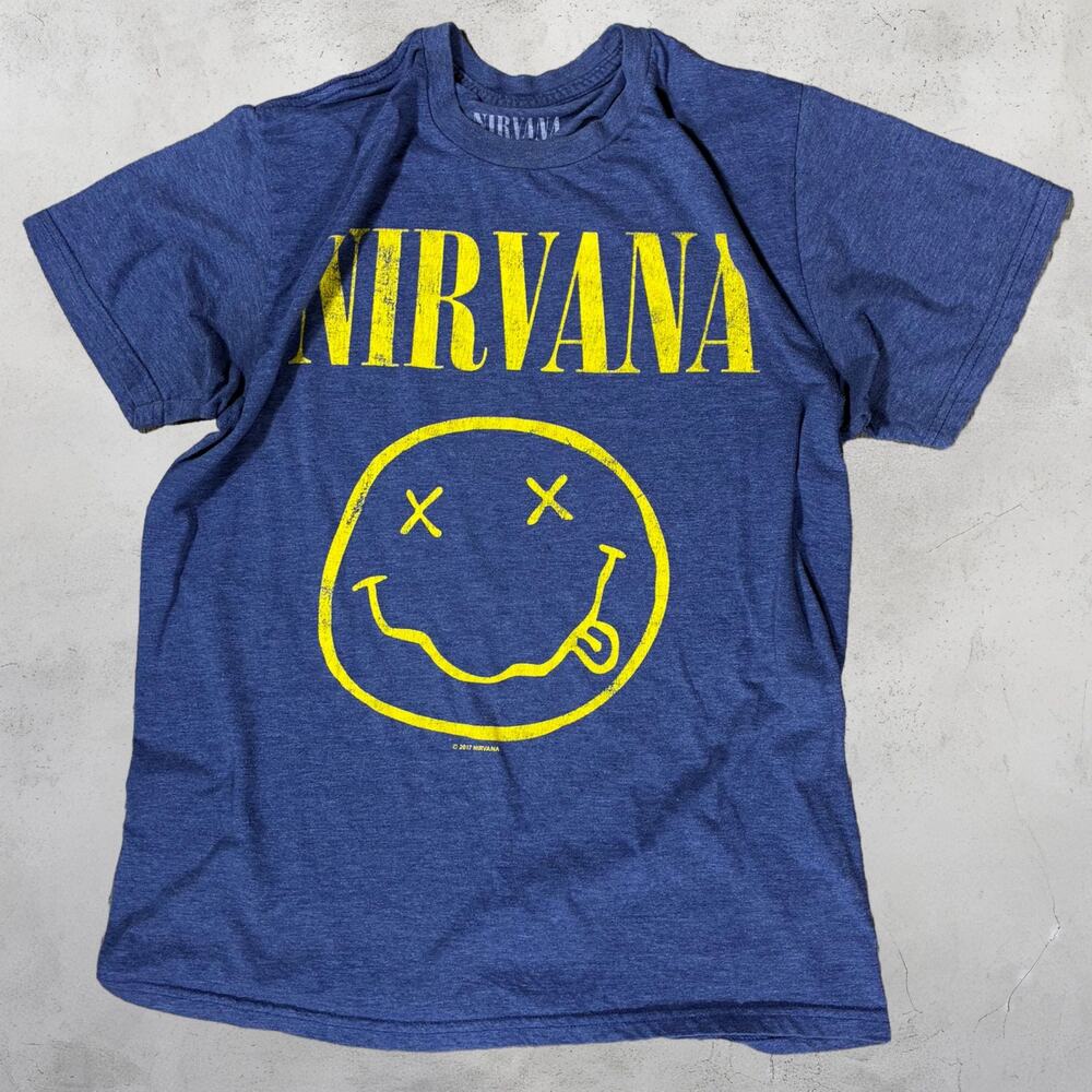 🎸 Nirvana Smiley Face Blue Graphic Band T-Shirt